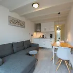 Quietly Located Apartment At The Outskirts Of Domburg