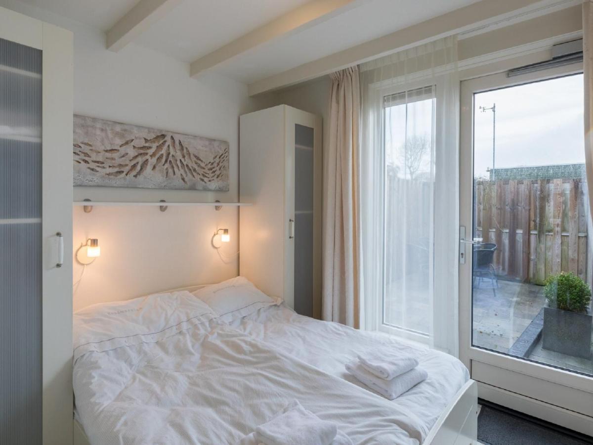 Vakantiehuis Quietly Located At The Outskirts Of
